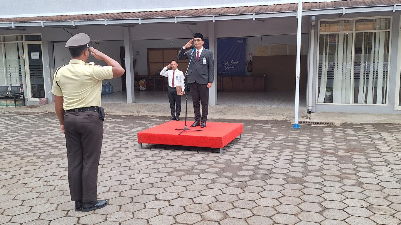 BRI_BO_Kutoarjo_Gelar_Upacara_Hari_Sumpah_Pemuda_ke-98.jpg