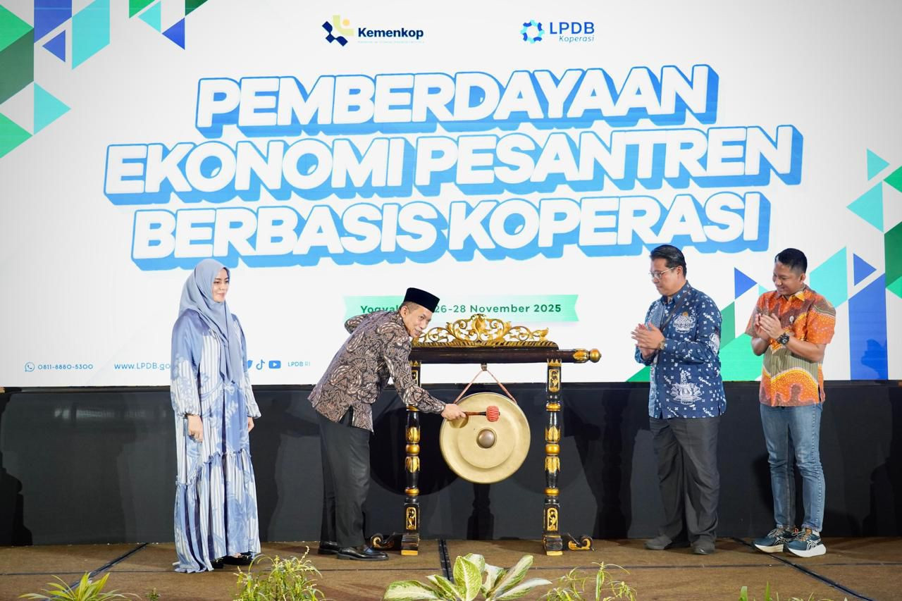 Kemenkop Dorong Kopontren Masuk Sektor Produktif Guna Perkuat Ekonomi Amat