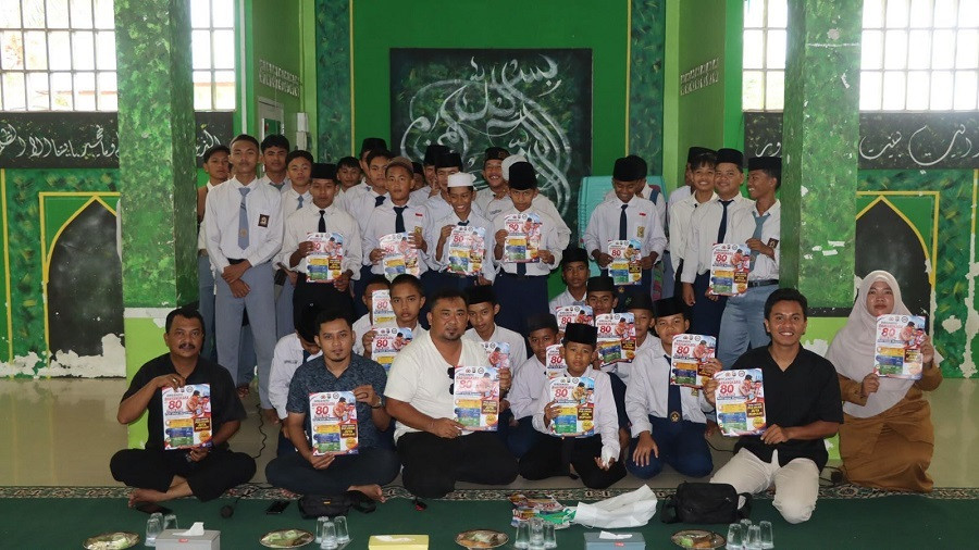 santri_-_Copy.jpg
